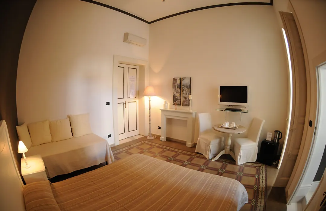Casa Blanca Rooms&Suites-1
