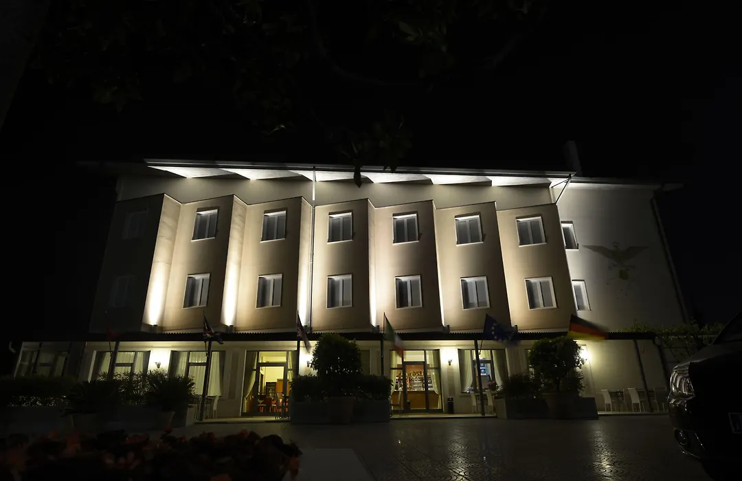 Hotel San Benedetto-1