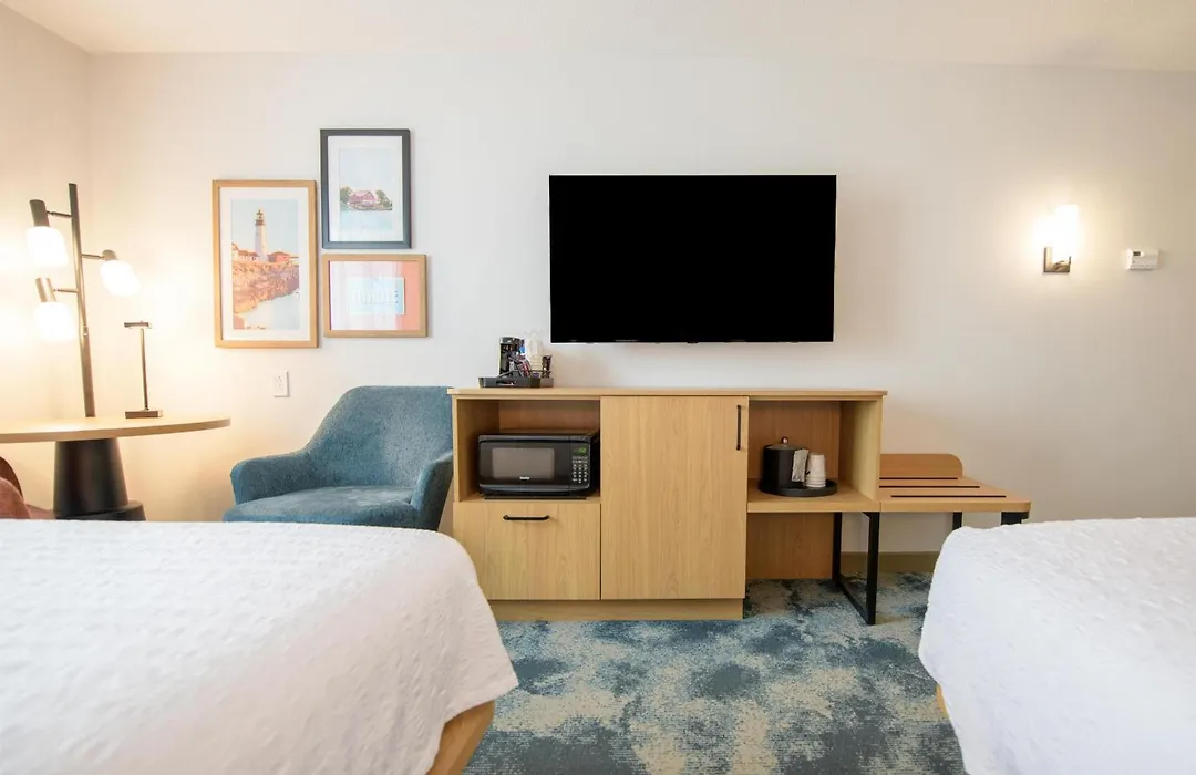 Hampton Inn Presque Isle-1