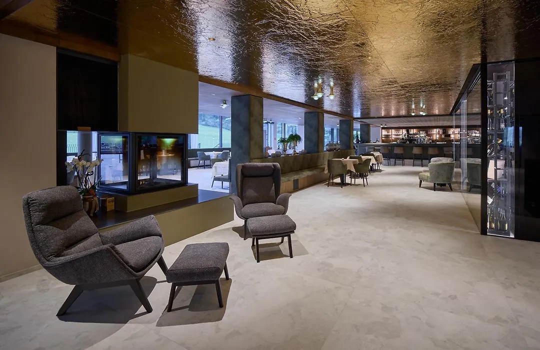 Berghotel-1