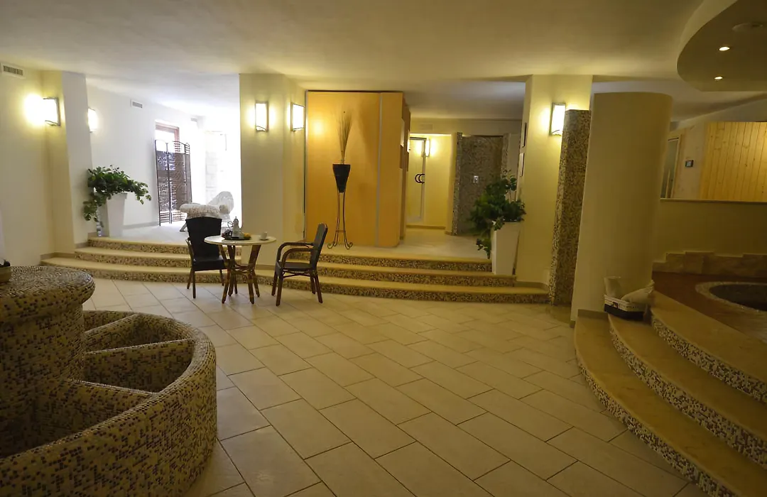 Limone Beach Resort-1