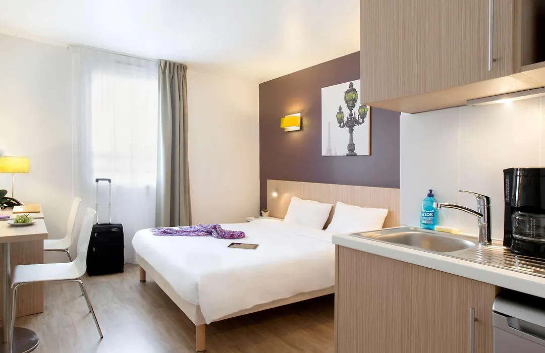 Aparthotel Adagio Access Paris Clichy-1