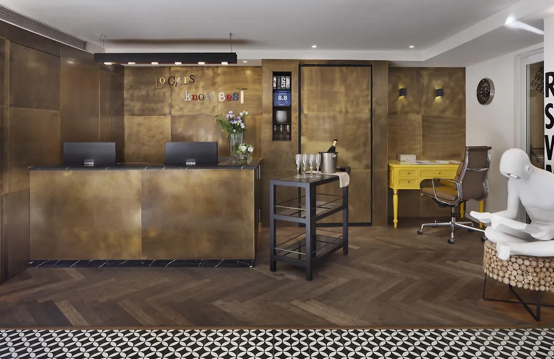 Jacob Shenkin Hotel-1
