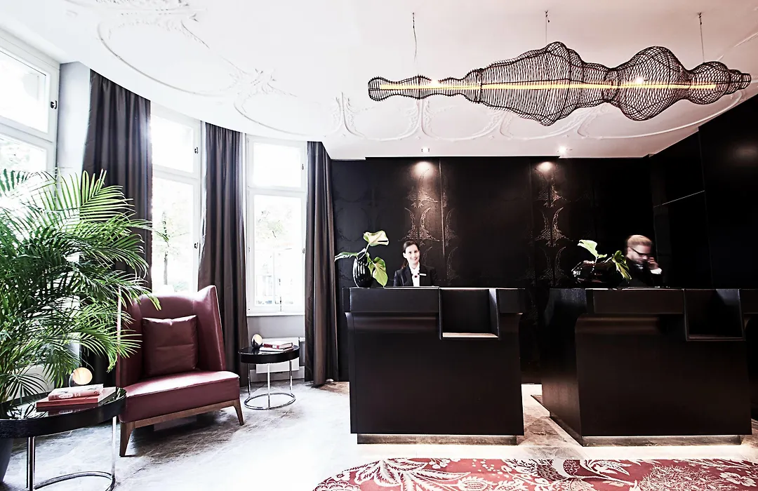 Roomers Berlin Steinplatz, Autograph Collection-1