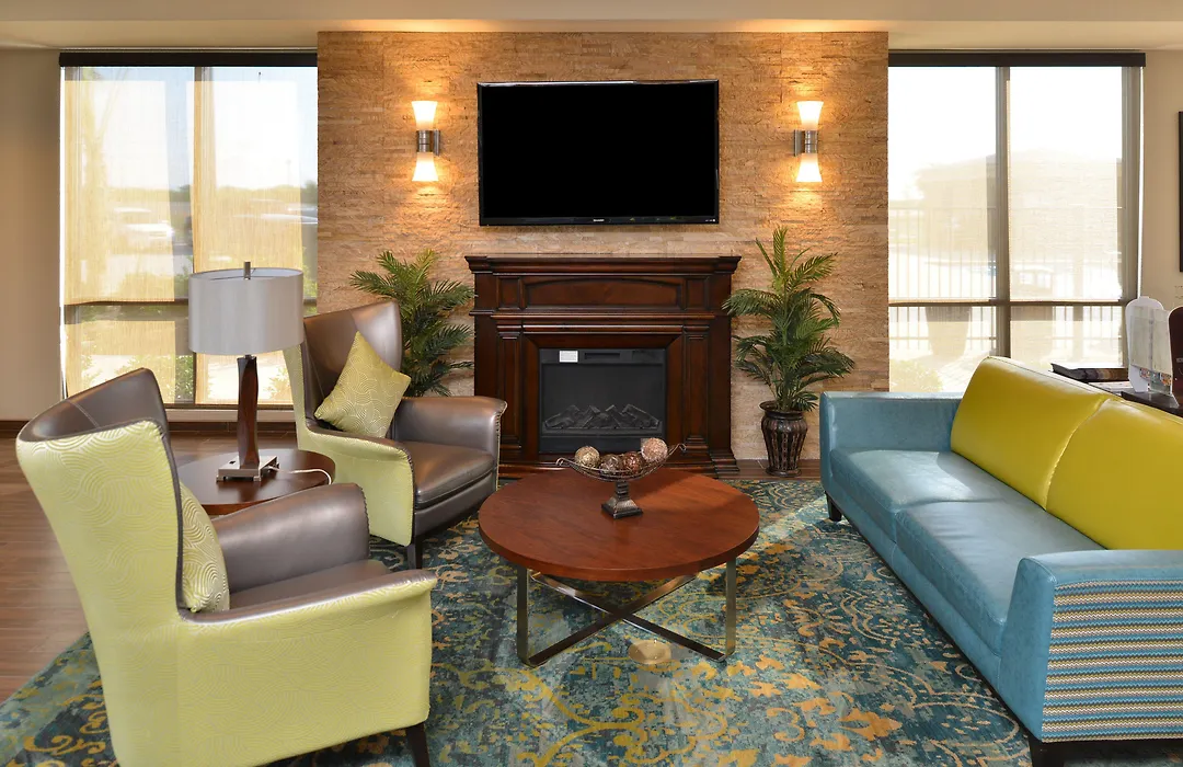 Comfort Inn & Suites Victoria North-1