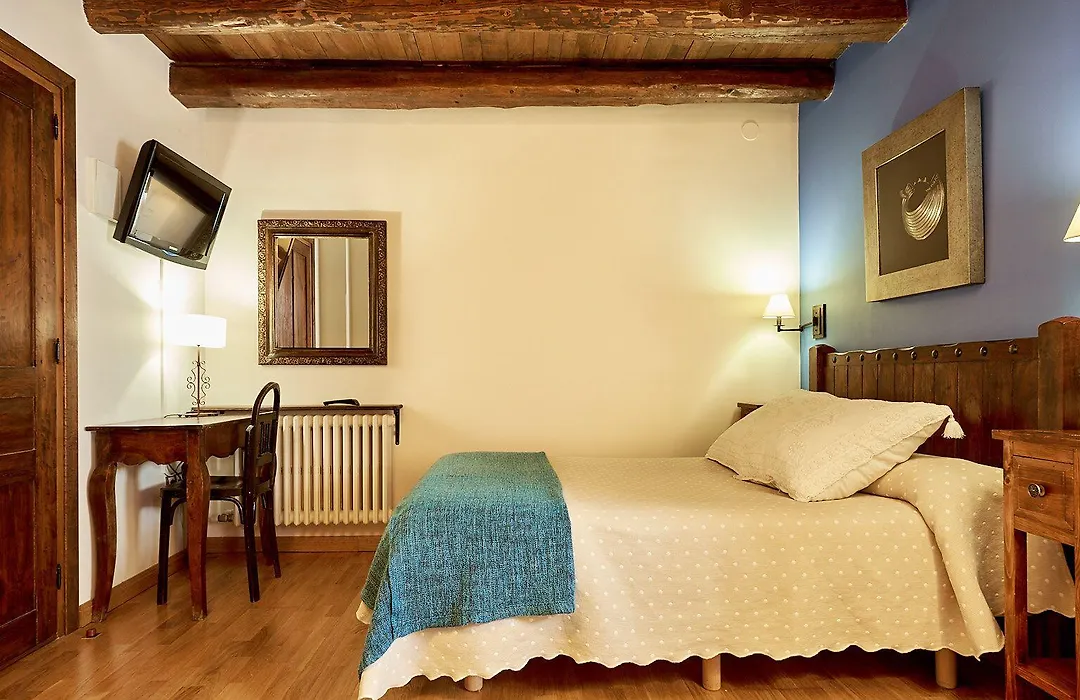 Hostal Vidaller-1