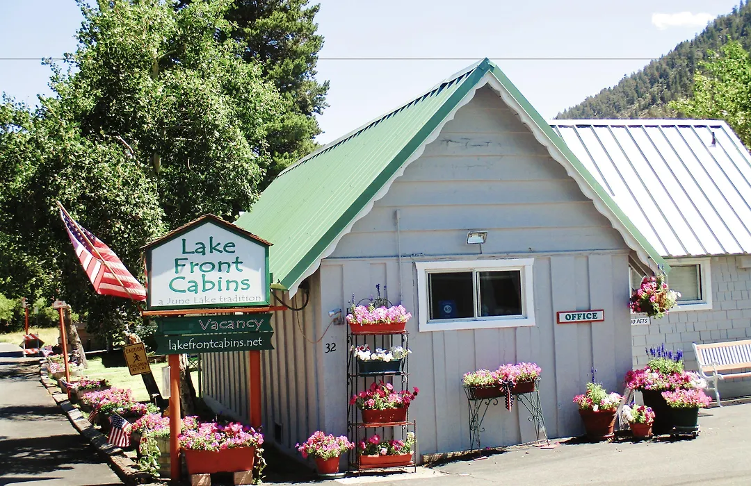 Lake Front Cabins-1