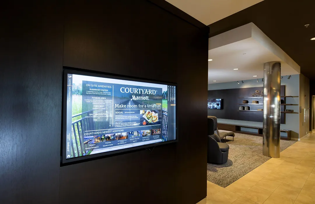 Courtyard Bay City-1