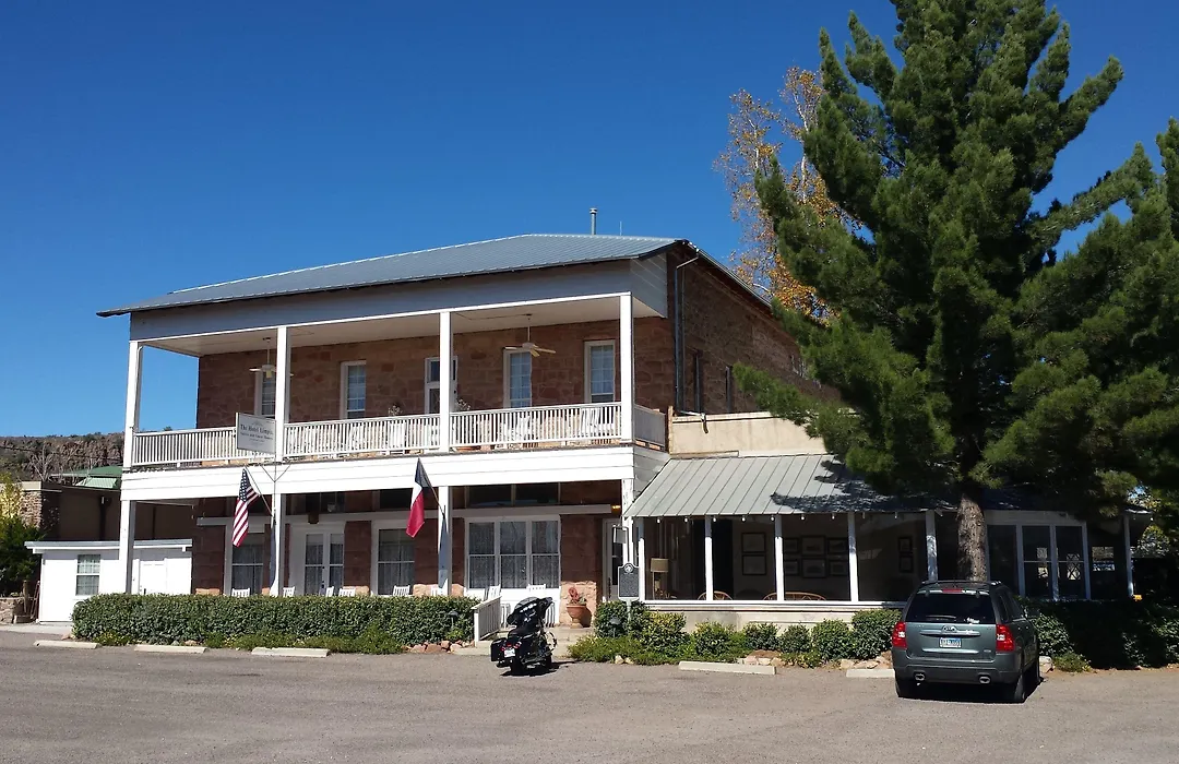 The Hotel Limpia-1
