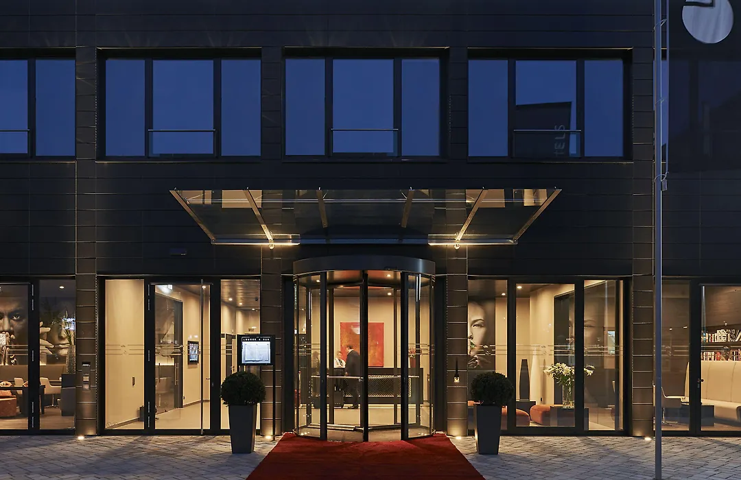 LÉGÈRE HOTEL Bielefeld-1