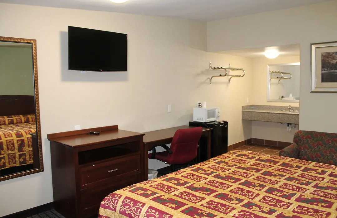 American Inn & Suites-1