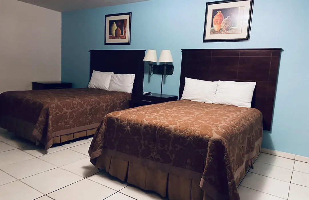 Travelers Inn - Clearwater-1