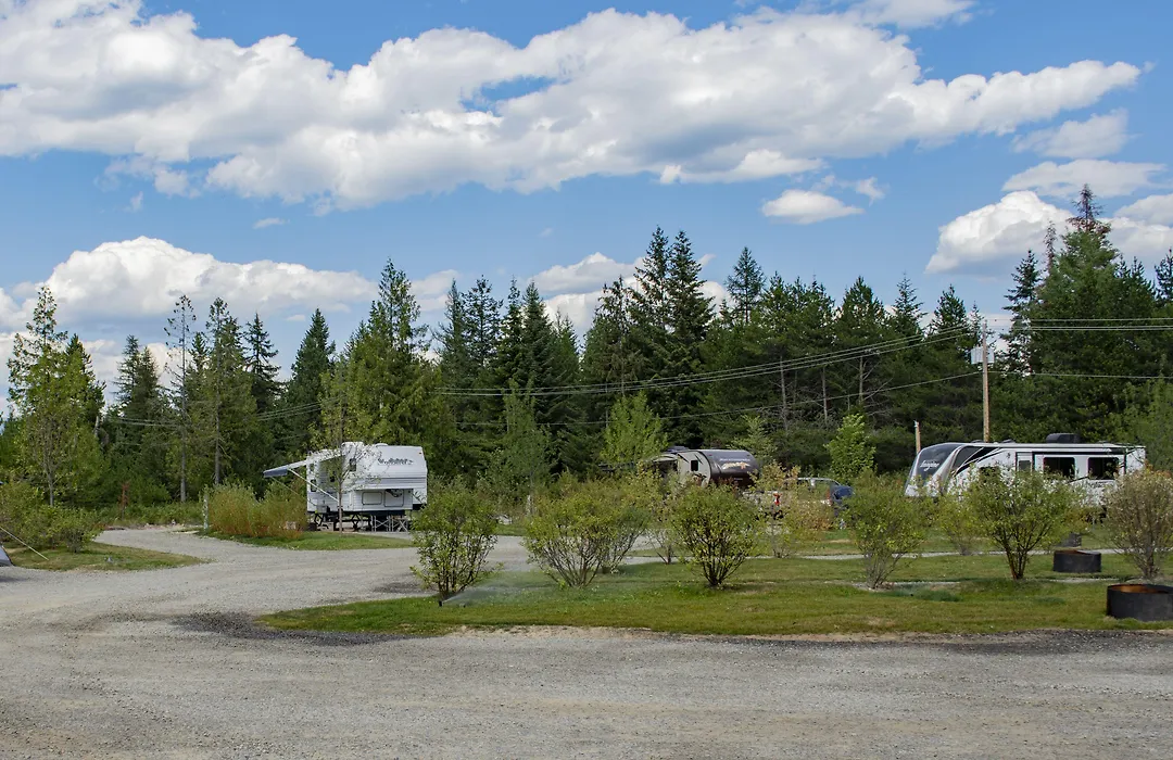 Log Inn Bonners Ferry-1