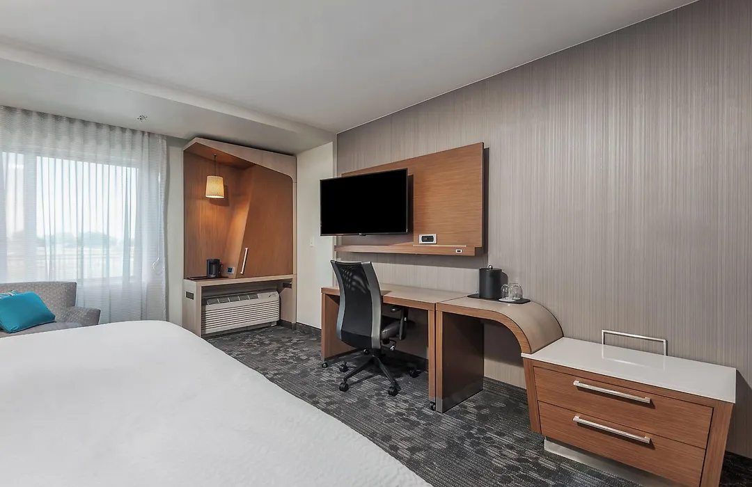 Courtyard By Marriott Ardmore-1