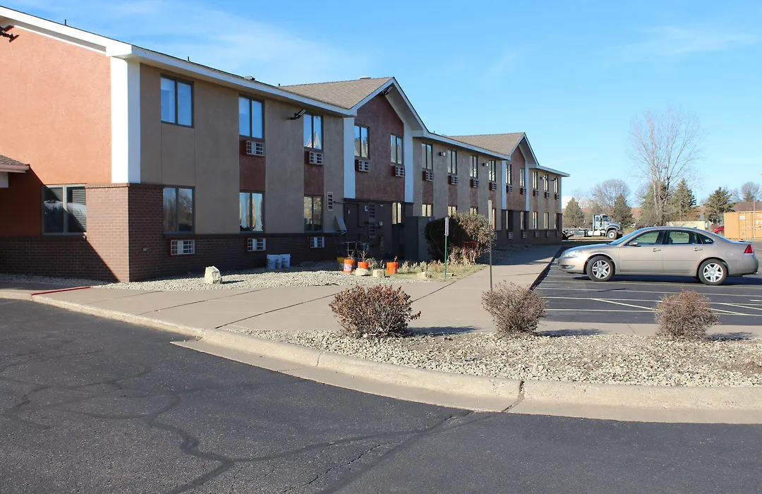 Coratel Inn And Suites By Jasper Stillwater-1