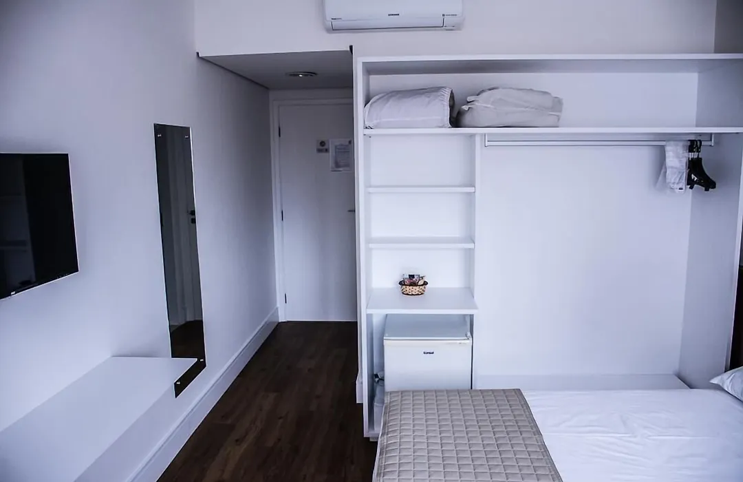 Vip Hotel-1
