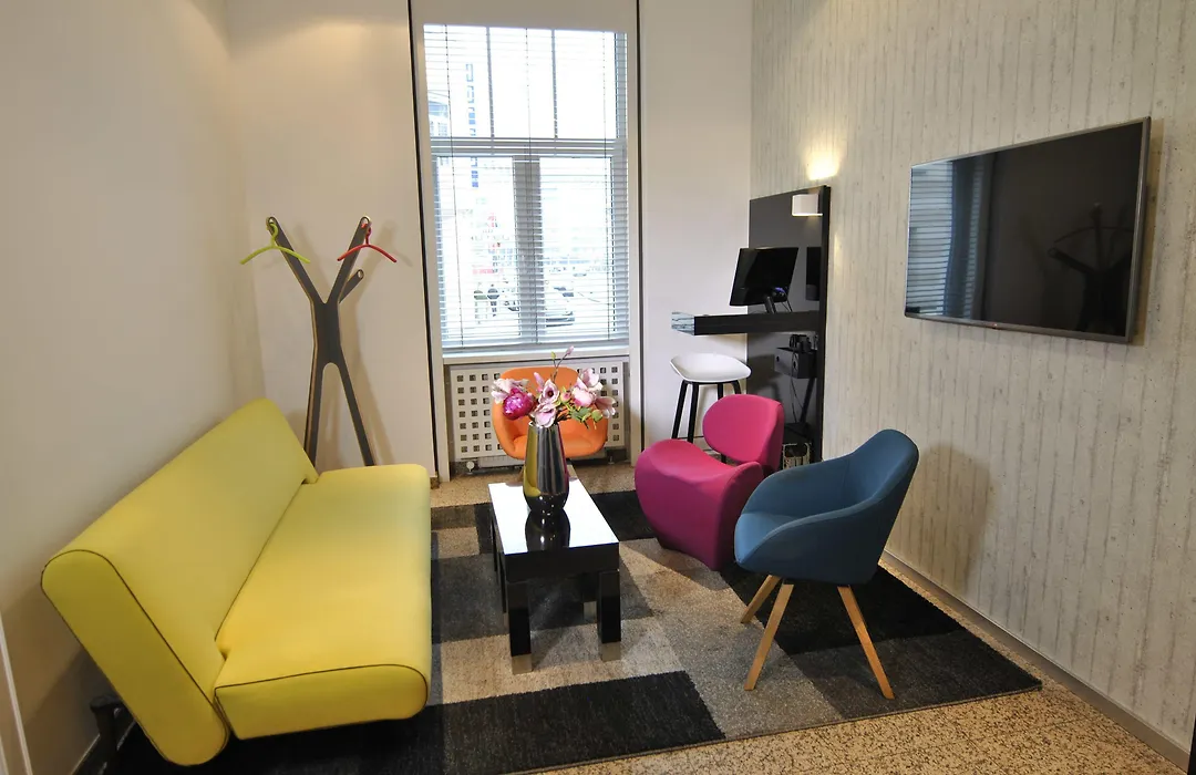 Hotel Cristall - Frankfurt City-1