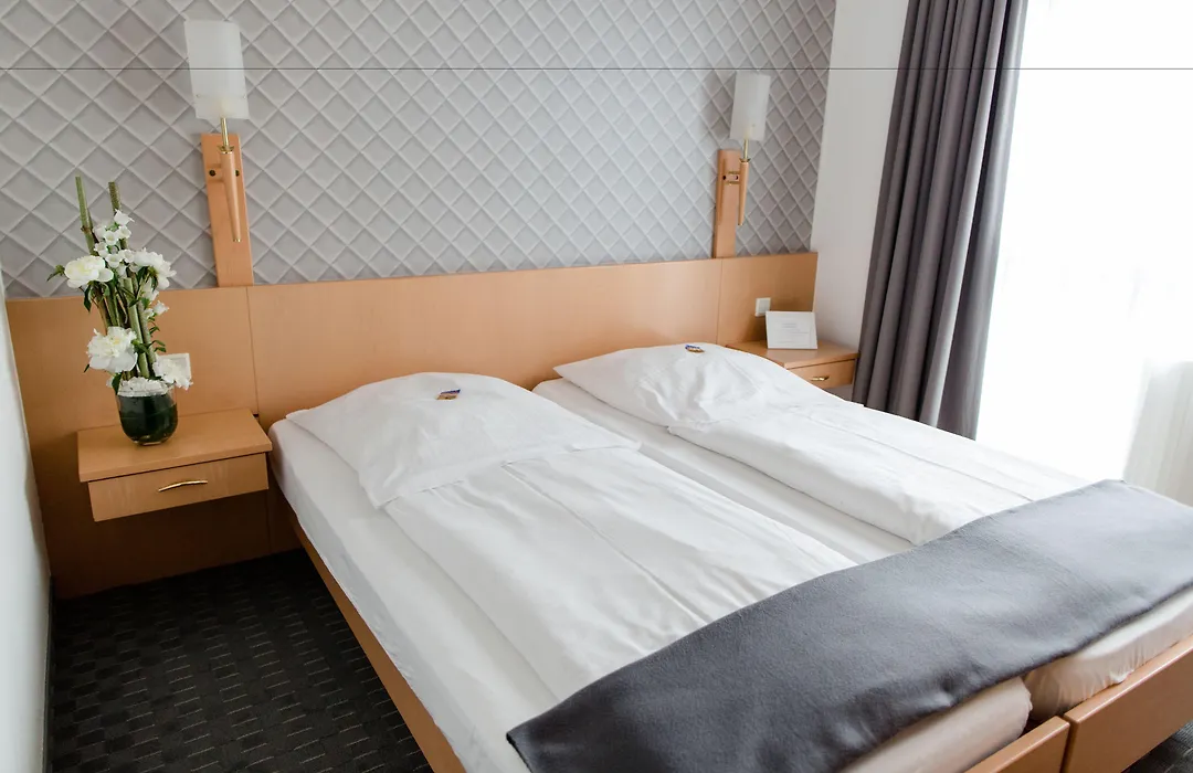 Hotel Bonn City-1