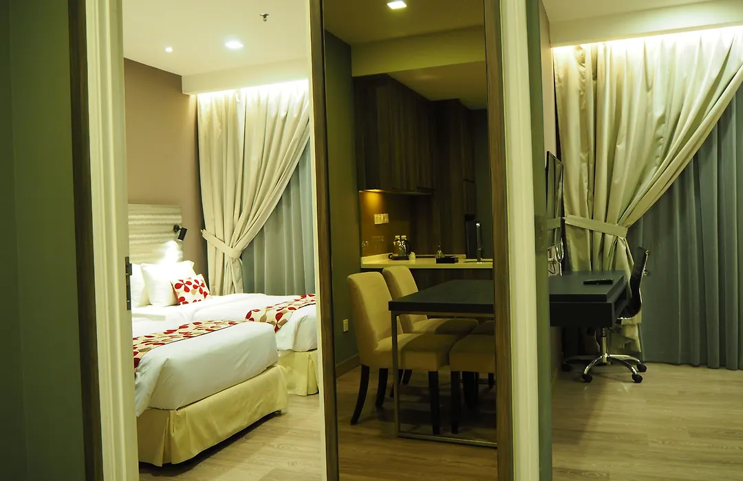 Ramada Suites By Wyndham Kuala Lumpur City Centre-1