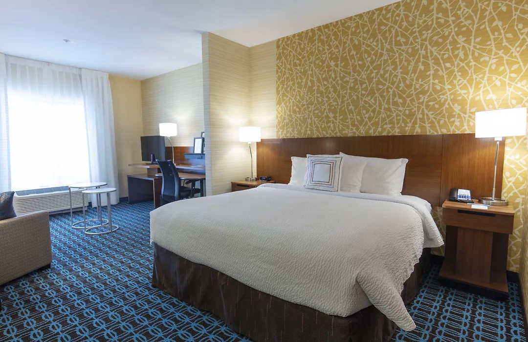 Fairfield Inn & Suites By Marriott Atlanta Woodstock-1