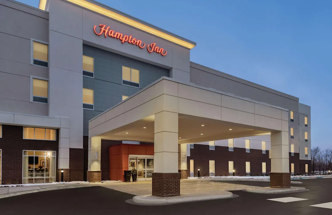 Hampton Inn Brooklyn Park-1