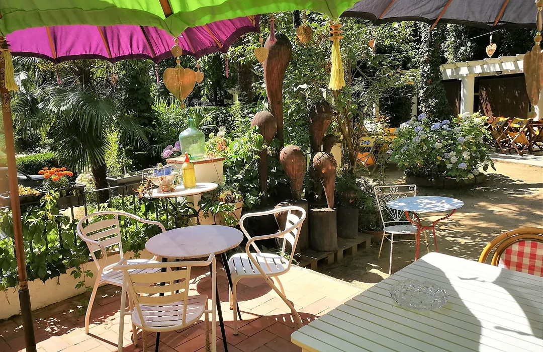 Hostal Montsoliu-1