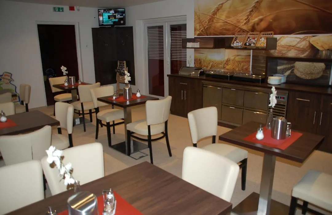 CASILINO Hotel A 24 Wittenburg-1