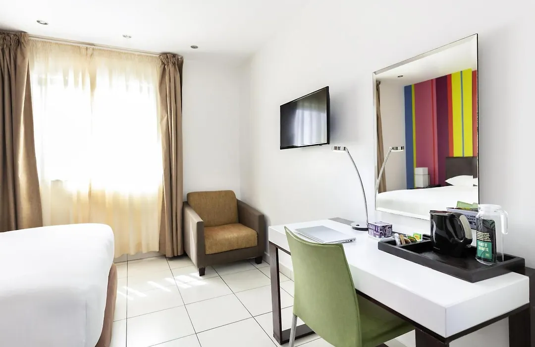 Ibis Styles Accra Airport-1