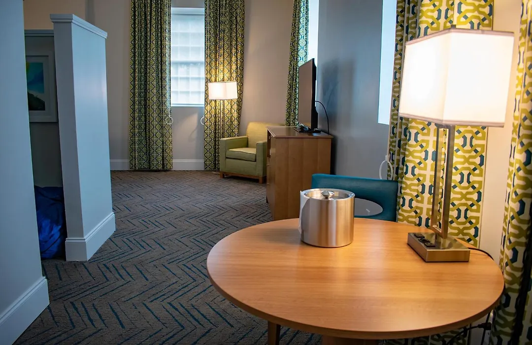 Centennial Plaza Resort Gulfport-1