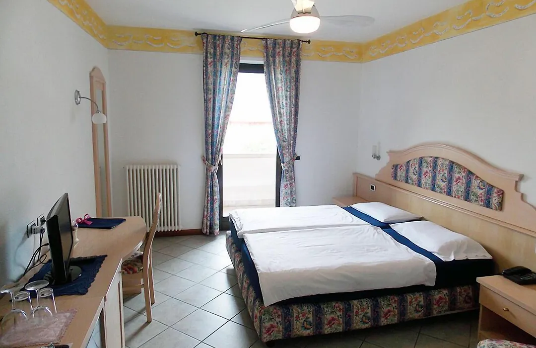 Residence Alesi-1