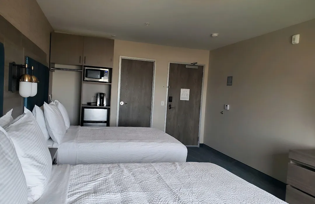 Salish Inn-1