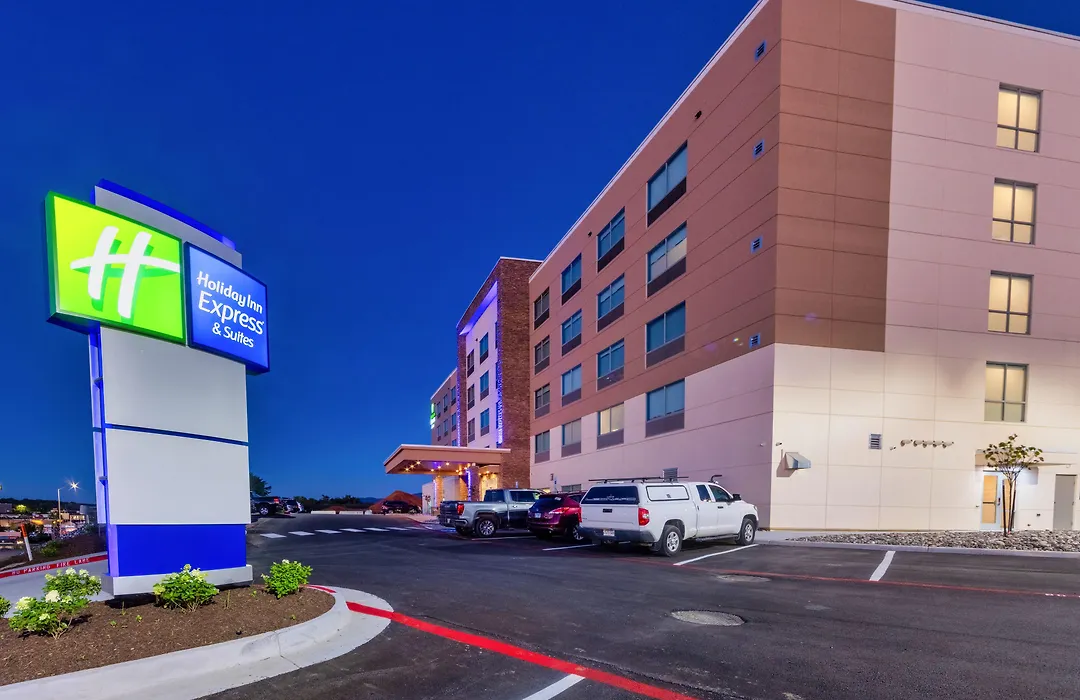 Holiday Inn Express & Suites - Harrisonburg University Area By Ihg-1