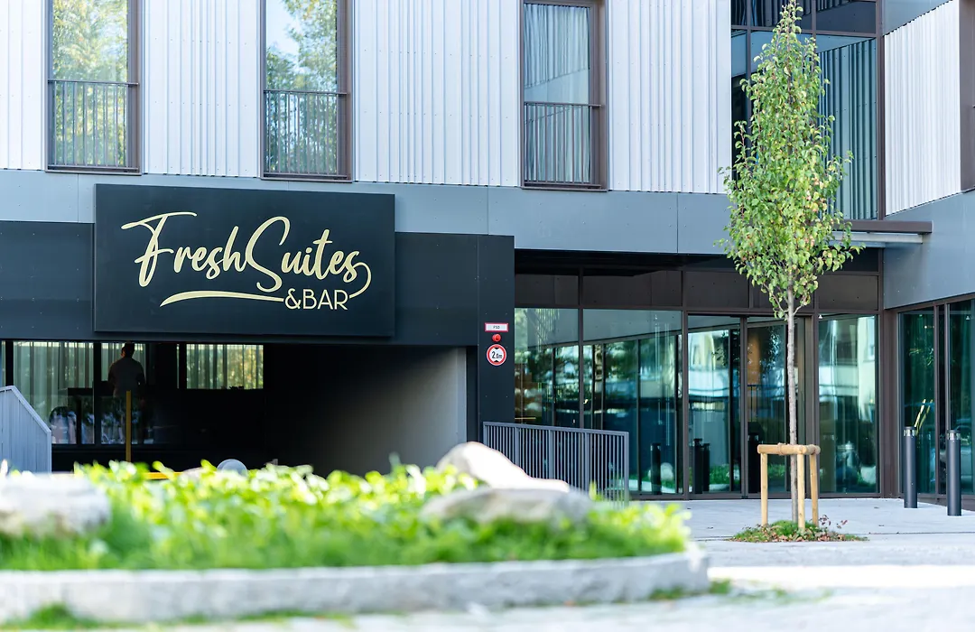 Freshsuites & Bar-1