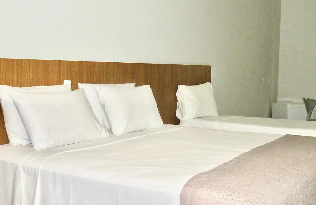 Ilha Porchat Hotel-1