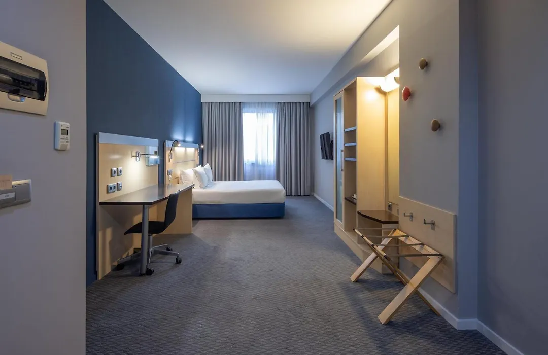 Holiday Inn Express Porto Exponor By Ihg-1