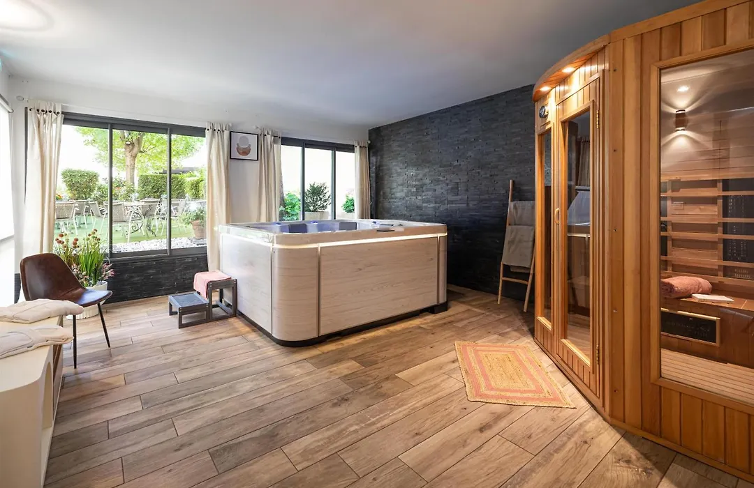 Hôtel Bristol, Le Puy-en-Velay-1
