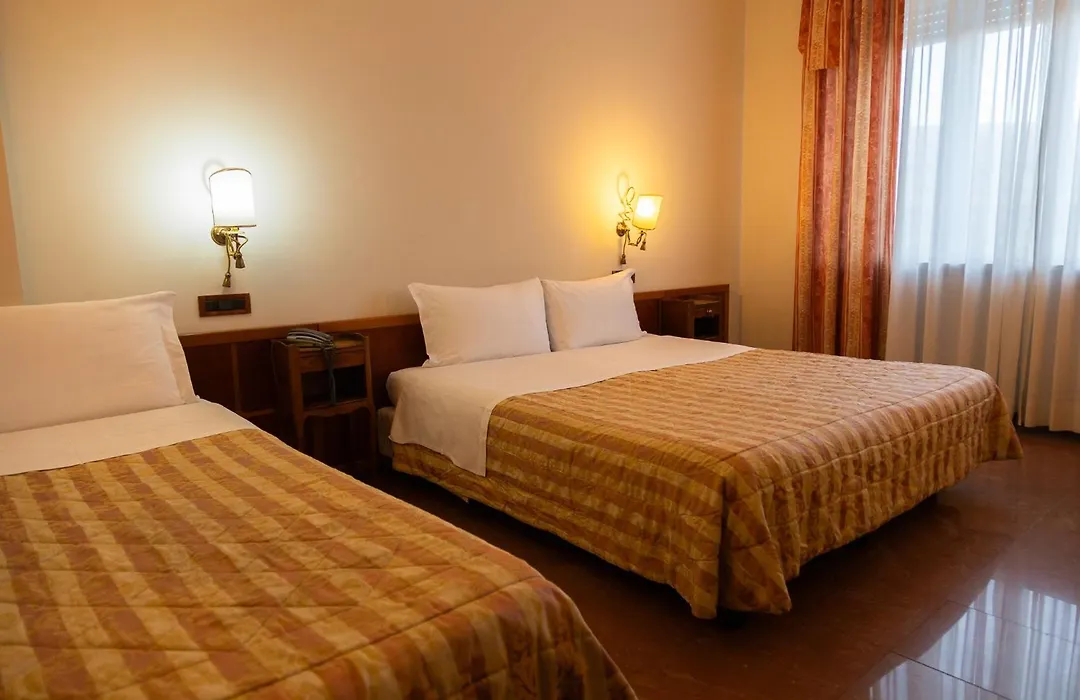 Hotel Continental-1