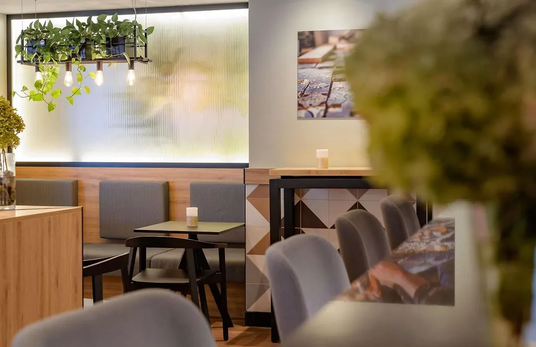 Mercure Hotel Koeln West-1
