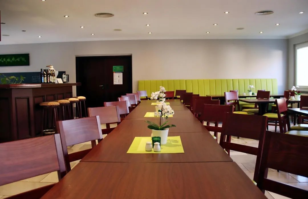 Hotel Heidenschanze-1