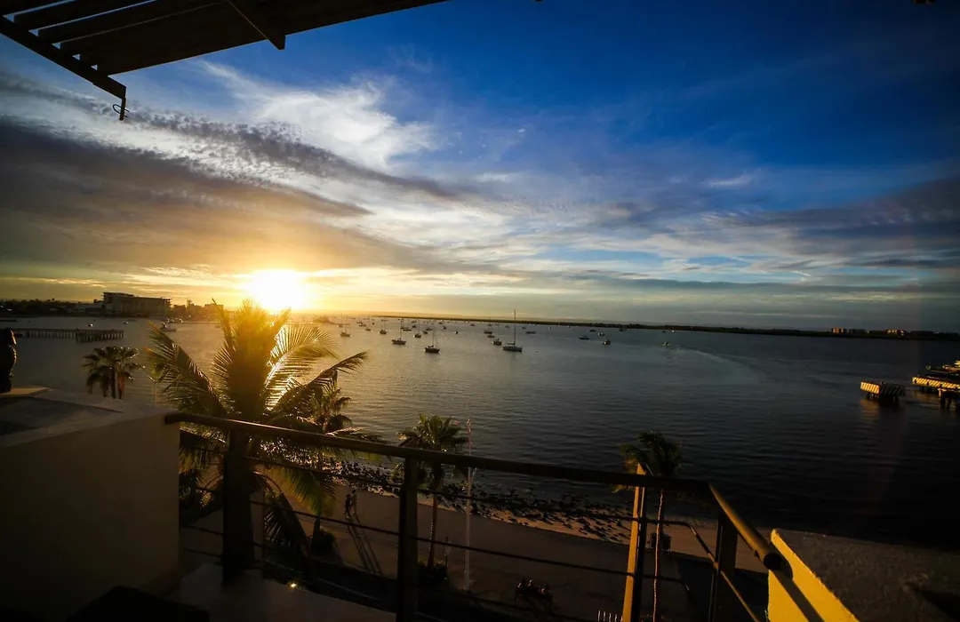 Seven Crown La Paz Malecon-1