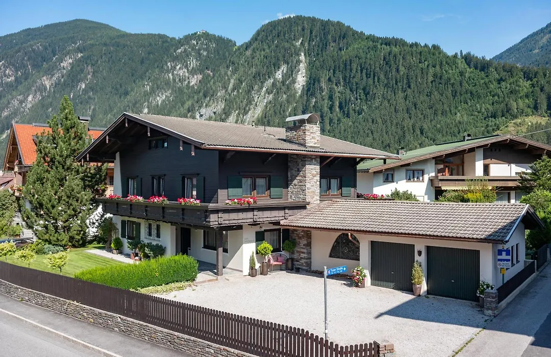 Hotel Jaegerhof Mayrhofen-1
