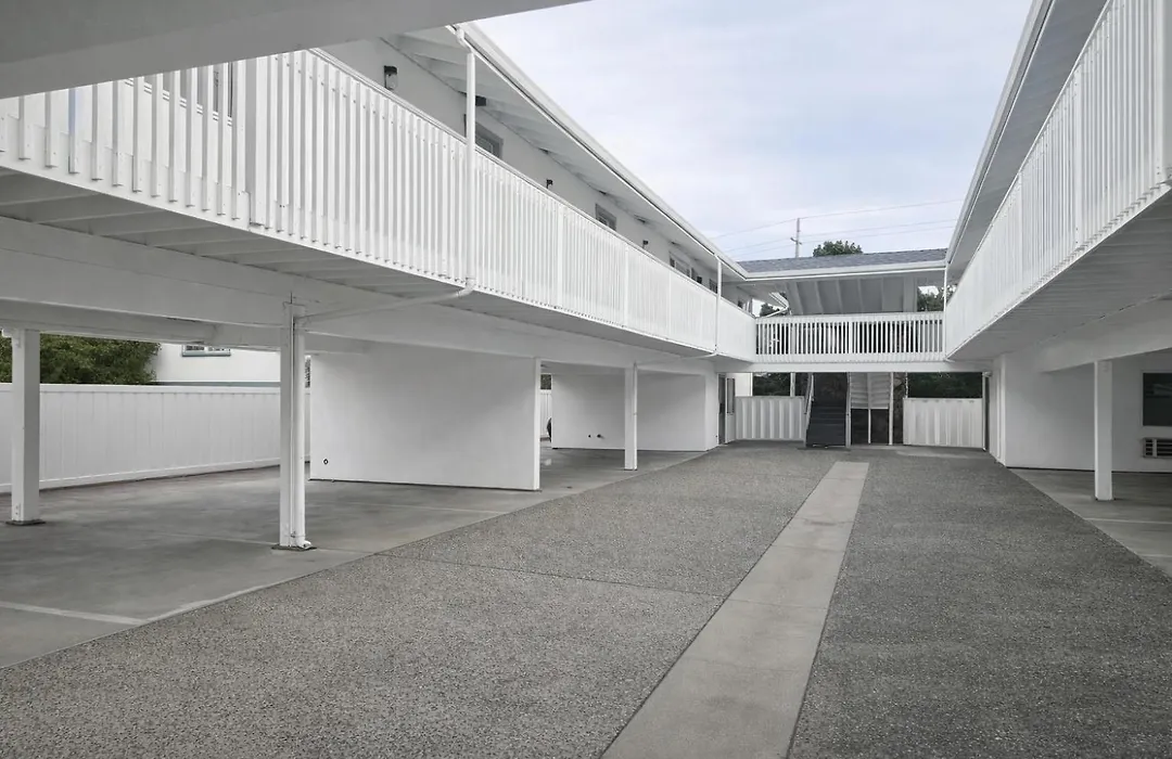 Stargazer Hotel-1