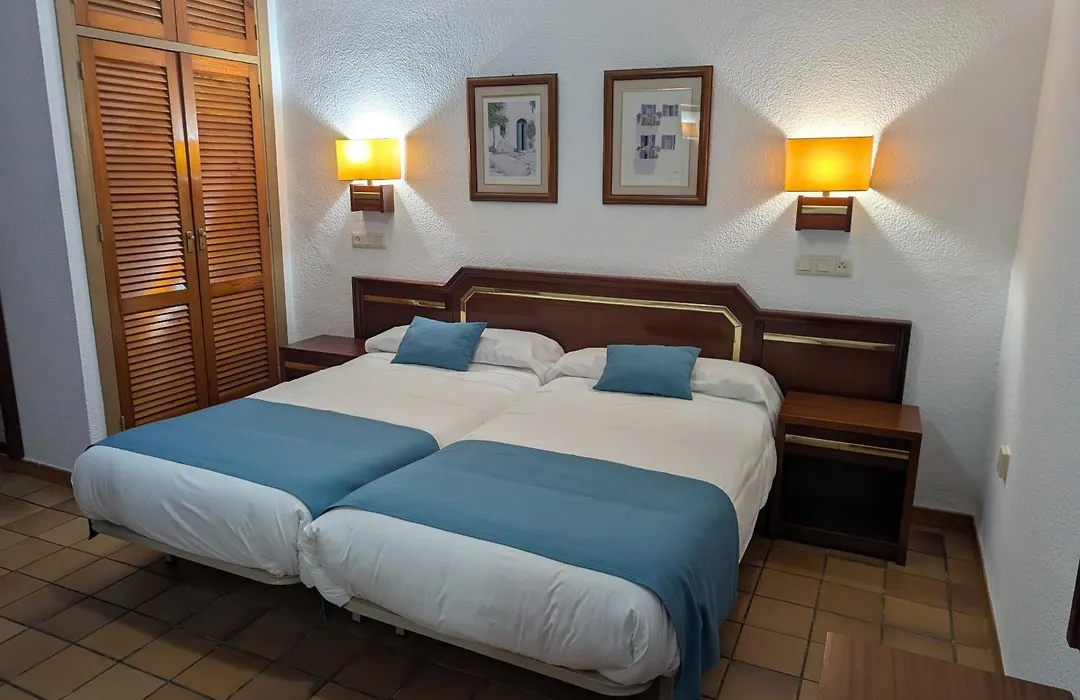 Hotel Santa María-1