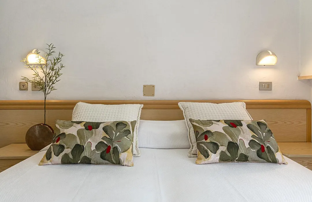 Hotel Cola-1