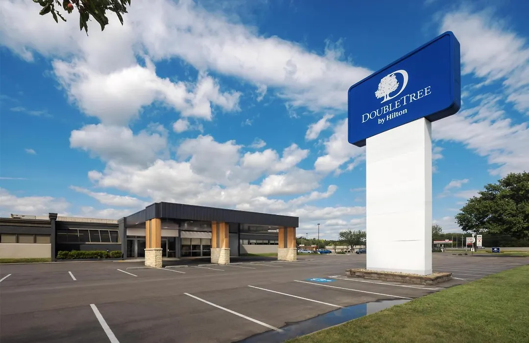 Doubletree By Hilton Manhattan, Ks-1