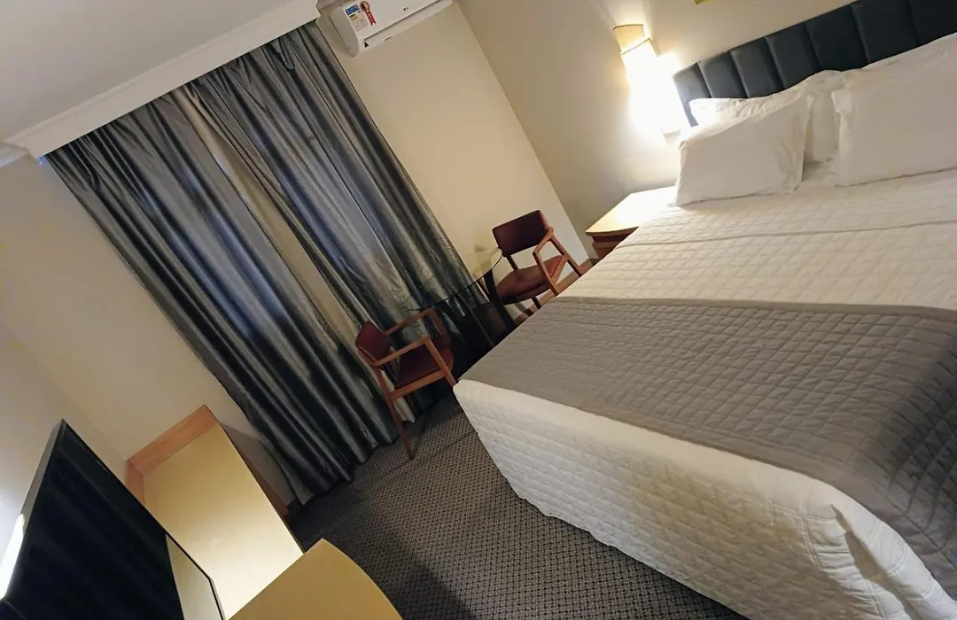 Hotel Exclusivo-1