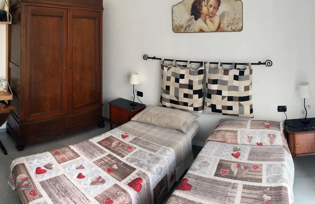 B&B Honey Rooms-1
