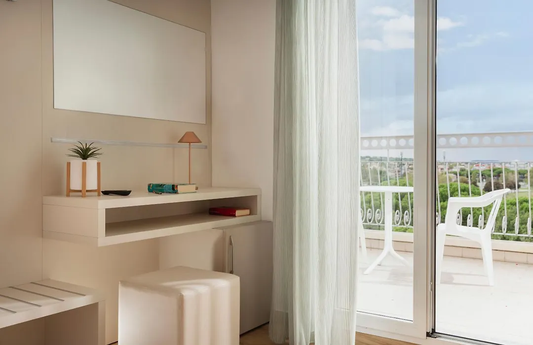 Hotel Caravel-1
