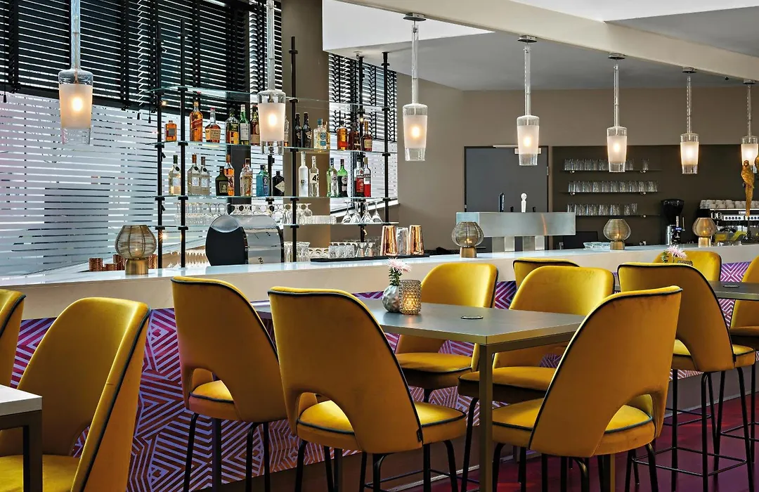 Leonardo Hotel Esslingen-1