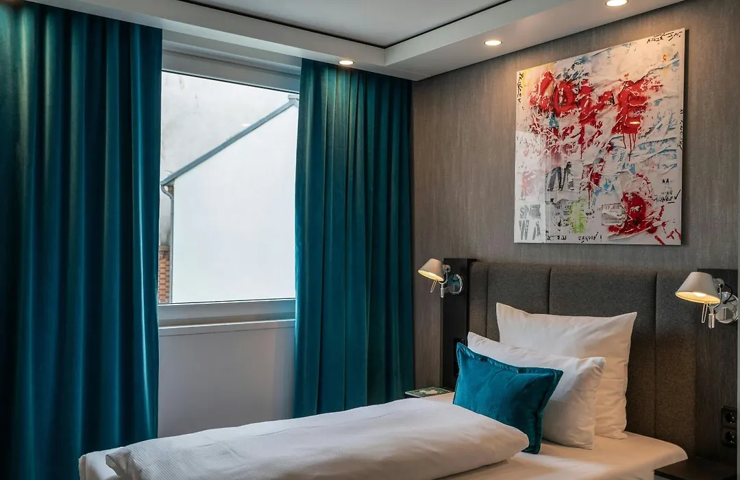 Motel One Berlin-Mitte-1